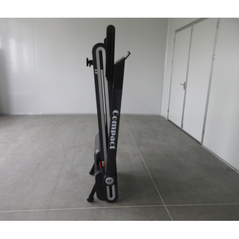 Бігова доріжка Generation Fitness Compact iConsole