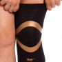 Наколенник бандаж эластичный 901301 S-XL 1шт черный-золотой   M