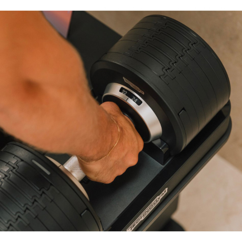 Регульовані гантелі 2-24 кг Technogym Connected Dumbbells з підставкою