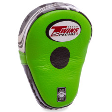 Лапа боксерская изогнутая тренировочная кожа 1штука TWINS PML10 (р-р 18x27x4,5см, цвета в ассортименте)