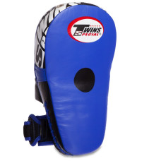 Лапа боксерская изогнутая тренировочная удлиненная кожа 1штука TWINS PML19 (крепление на липучке, р-р 33x19x12см, цвета в ассортименте)