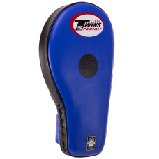 Лапа боксерская прямая тренировочная удлиненная кожа 1штука TWINS PML-9-L левая (крепление на липучке,р-р 36x19x6см, цвета в ассортименте)