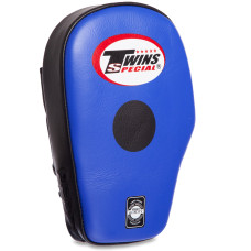 Лапа боксерская прямая тренировочная удлиненная кожа 1штука TWINS PML-6-R правая (р-р 26x16x7см, цвета в ассортименте)