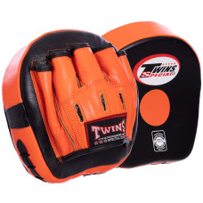 Мини-лапа боксерская изогнутая тренировочная кожа 2штуки TWN VL-2054 (р-р 18x18x8см, цвета в ассортименте)