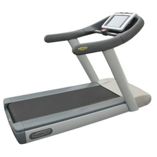 Професійна бігова доріжка TechnoGym Run TV 700