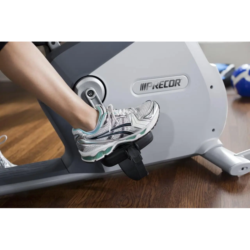 Профессиональный горизонтальный велотренажер Precor RBK 835