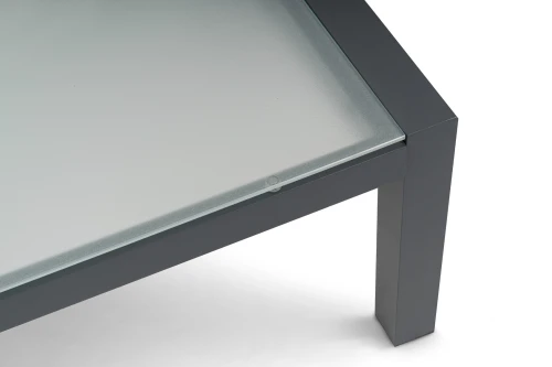 Елегантний журнальний столик